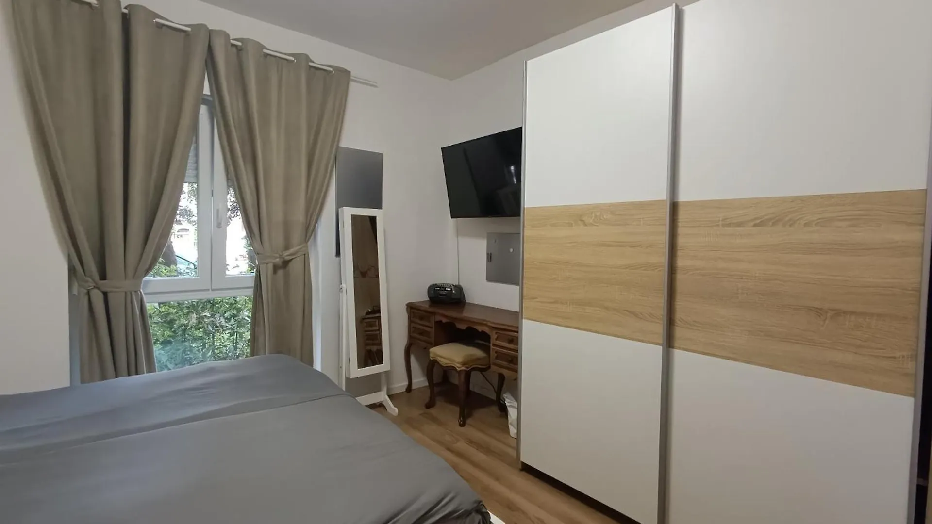 Roxy, 5 Minutes From The Beach Poreč Apartament